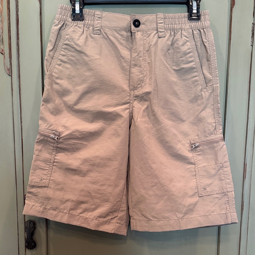 NWT Magellan Outdoors Beige Cargo Shorts